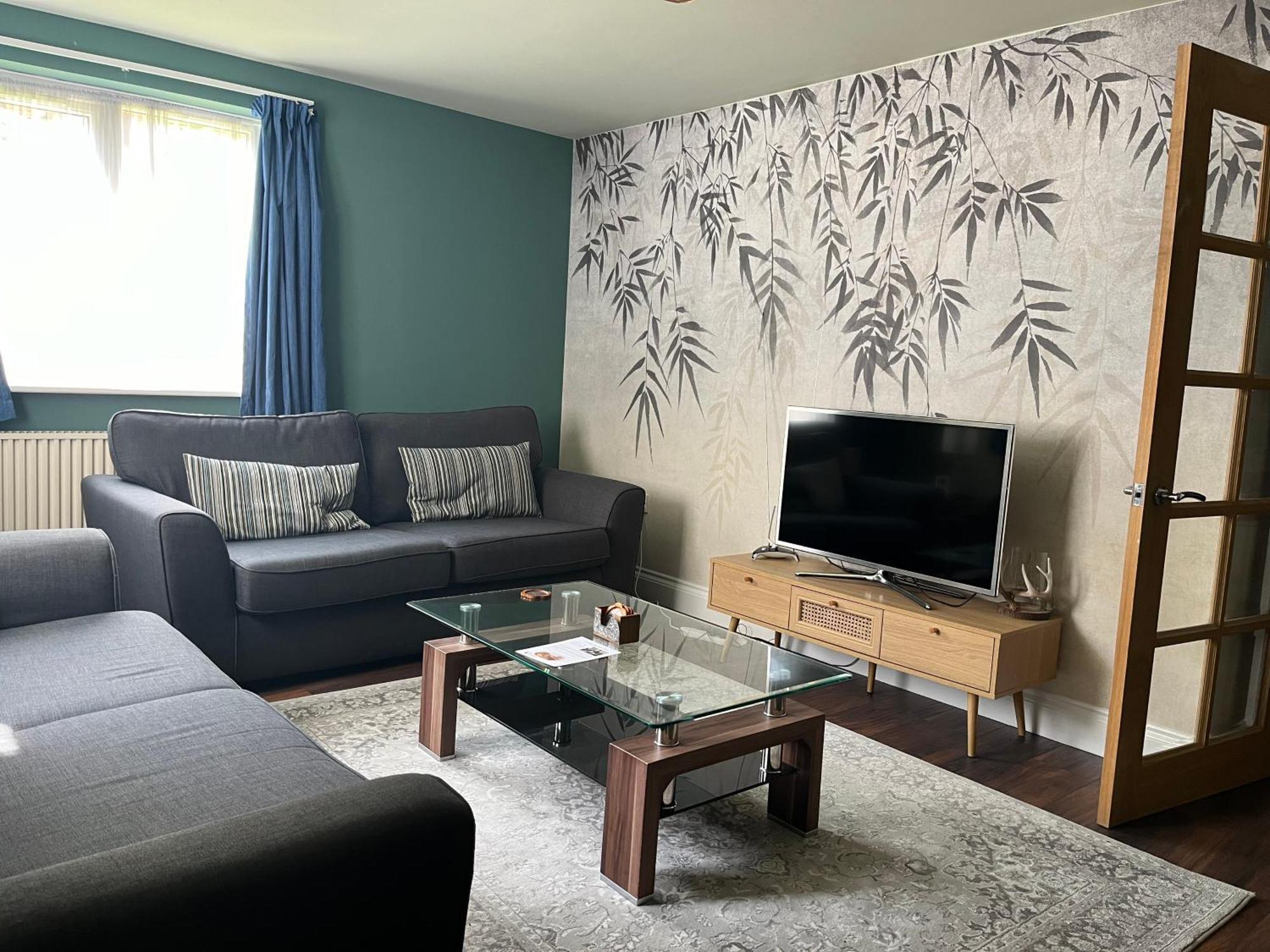 Comfortable Two Bedroom Modern Apartment London Exteriör bild