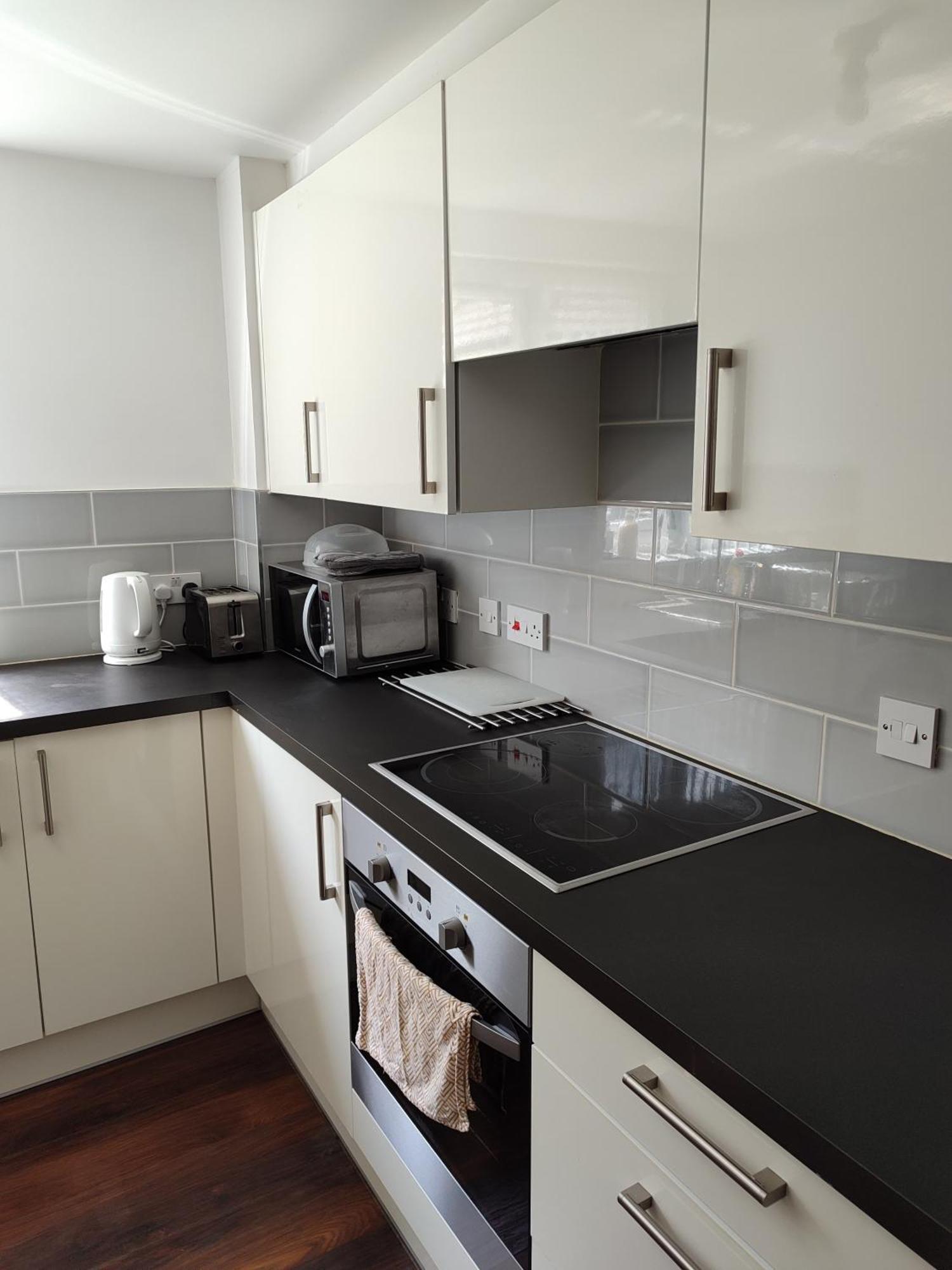 Comfortable Two Bedroom Modern Apartment London Exteriör bild